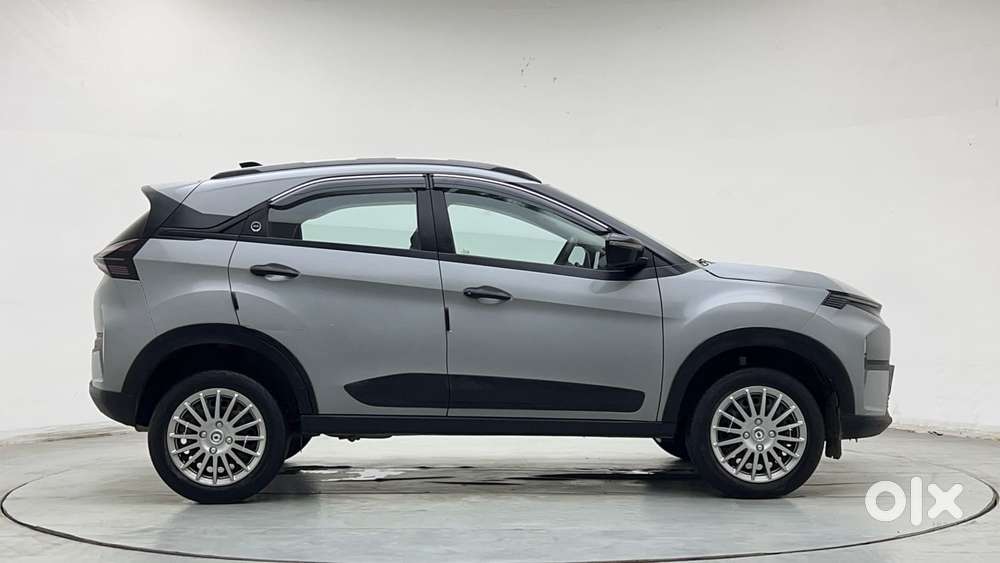 Tata Nexon Pure 1.2 S Revotron Petrol 6 Mt, 2023, Petrol