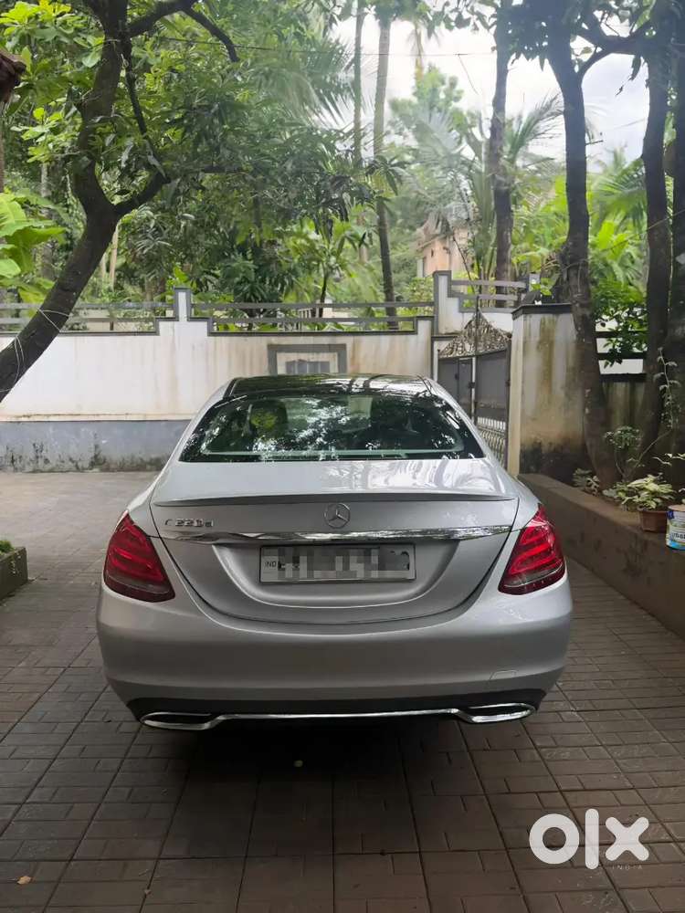 Mercedes-benz C-class 2016 Diesel 60497 Km Driven