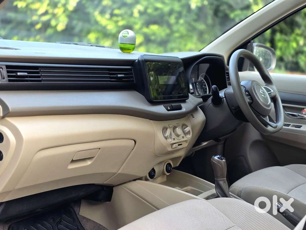 Maruti Suzuki Ertiga 1.5 Vxi, 2025, Cng & Hybrids