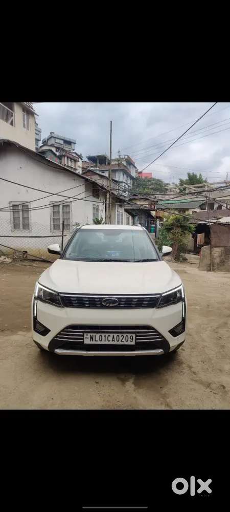 Mahindra Xuv300 2022 Petrol Well Maintained