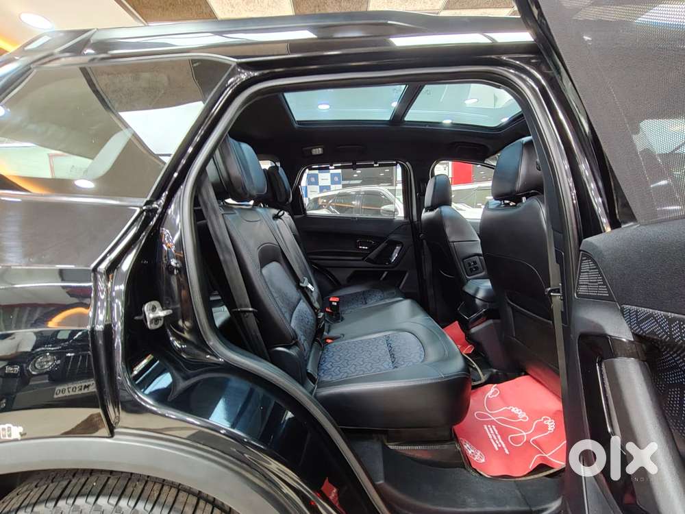 Tata Safari Accomplished Plus Dark Edition At, 2024, Diesel