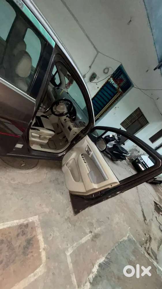 Maruti Suzuki Ertiga 2015