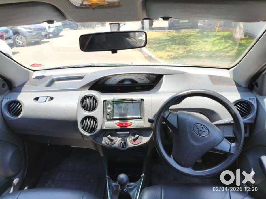 Honda Brio Vx Mt, 2015, Petrol