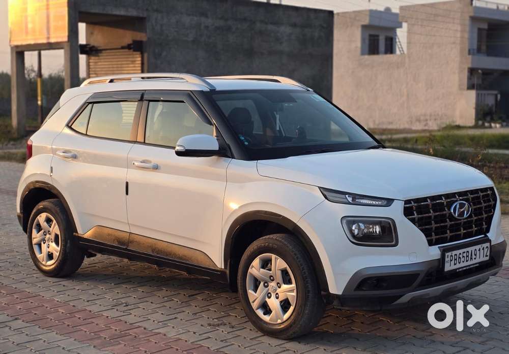 Hyundai Venue 1.2 S Plus, 2021, Petrol