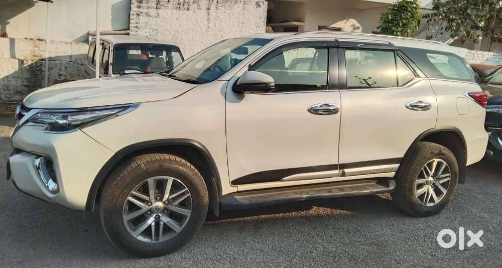 Toyota Fortuner 4x4 Mt 2.8 Diesel, 2019, Diesel