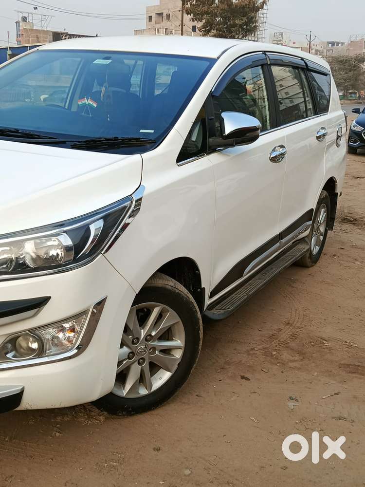 Toyota Innova Crysta 2.5z, 2017, Diesel