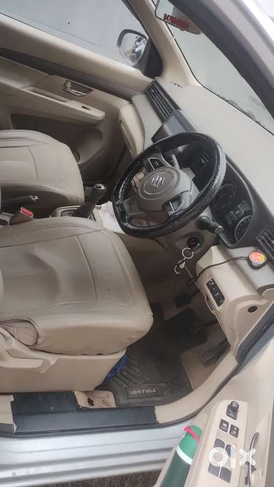 Maruti Suzuki Ertiga Vxi 2025
