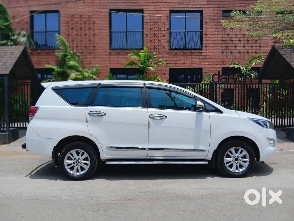 Toyota Innova Crysta 2.4 G Mt, 2018, Diesel