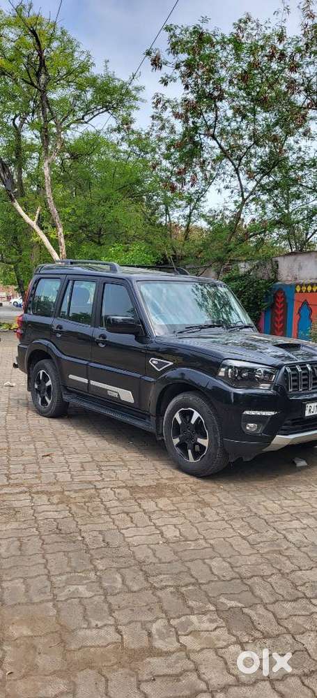 Mahindra Scorpio Classic 2.2 S 11 Mt 7 Str, 2023, Diesel