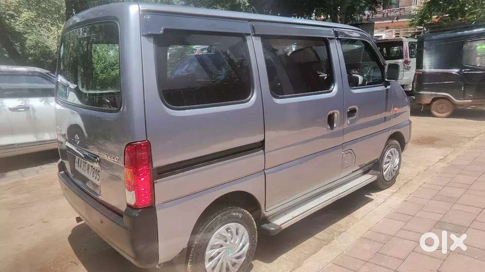 Maruti Suzuki Eeco Cng - Manual