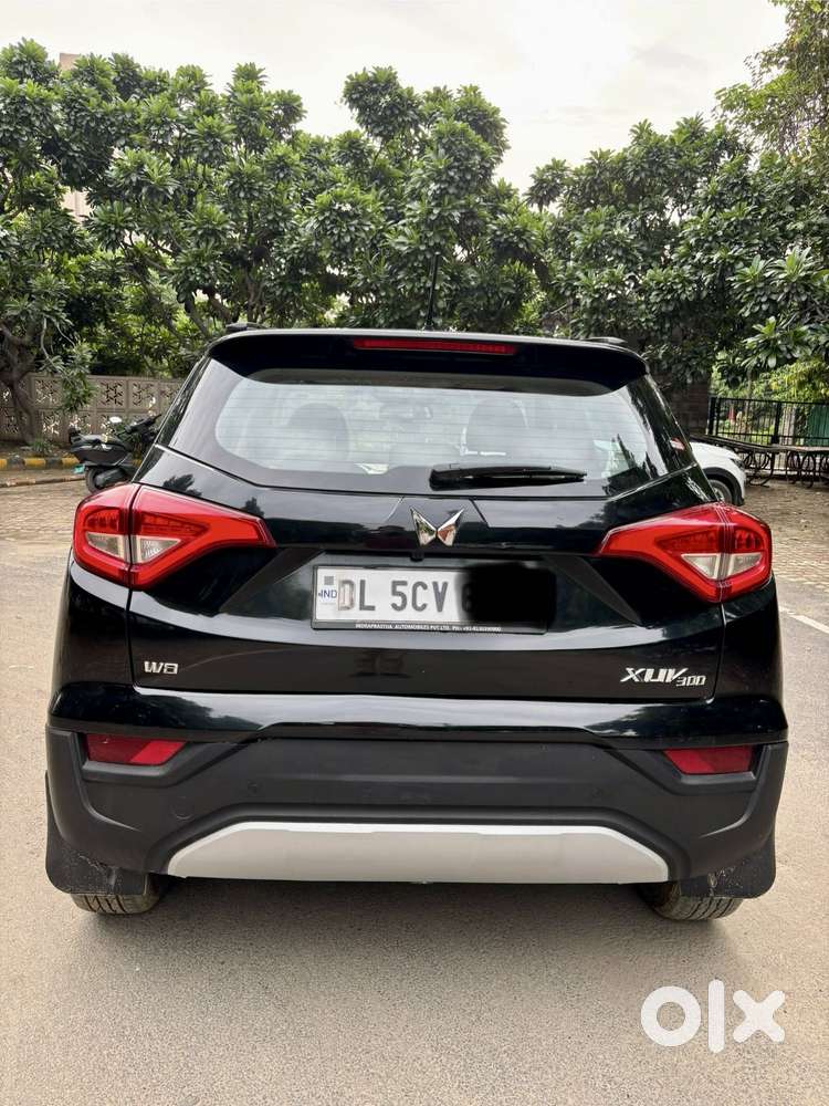 Mahindra Xuv300 W8, 2023, Petrol