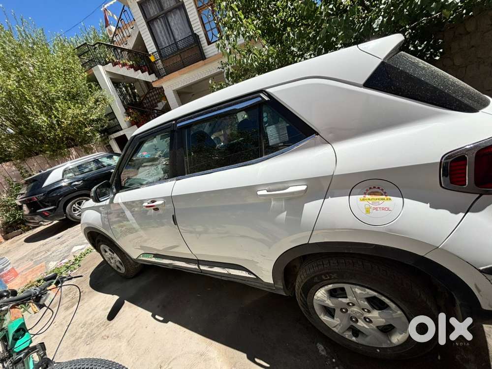 Hyundai Venue 2019 Petrol Manual