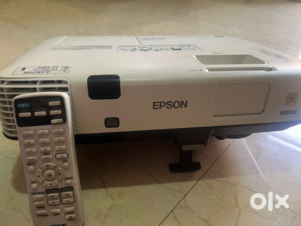 Projector Epson EB-1945W
