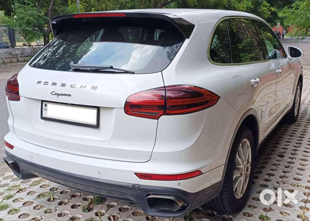 Porsche Cayenne 2016 Diesel Well Maintained