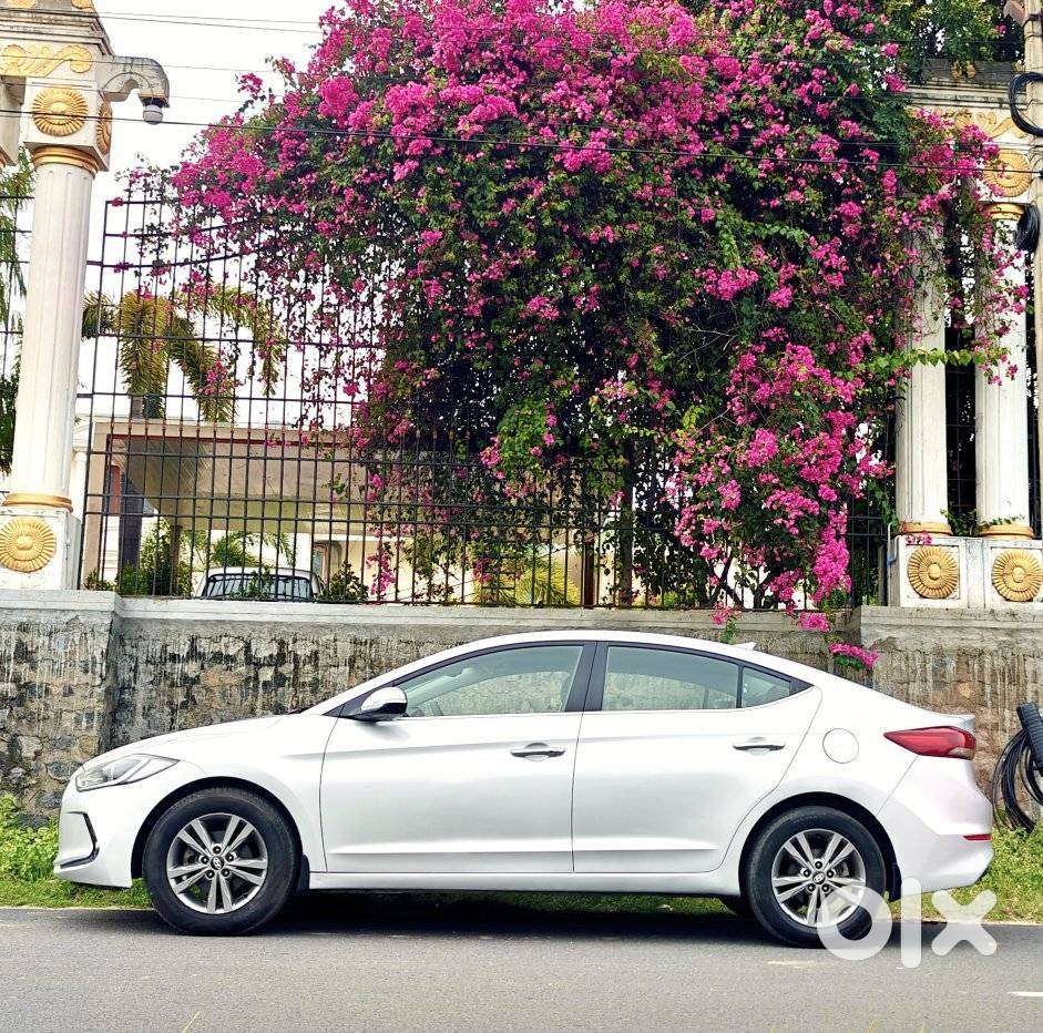 Hyundai Elantra 1.6 SX, 2017, Petrol