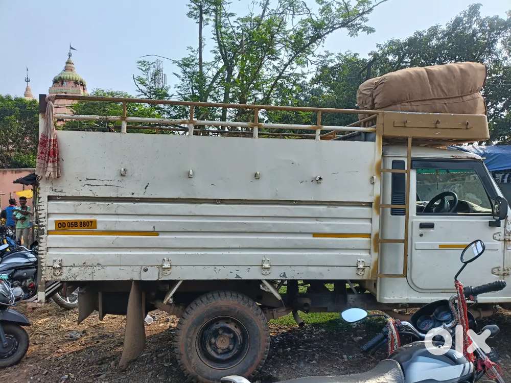 Mahindra Bolero Neo 2013