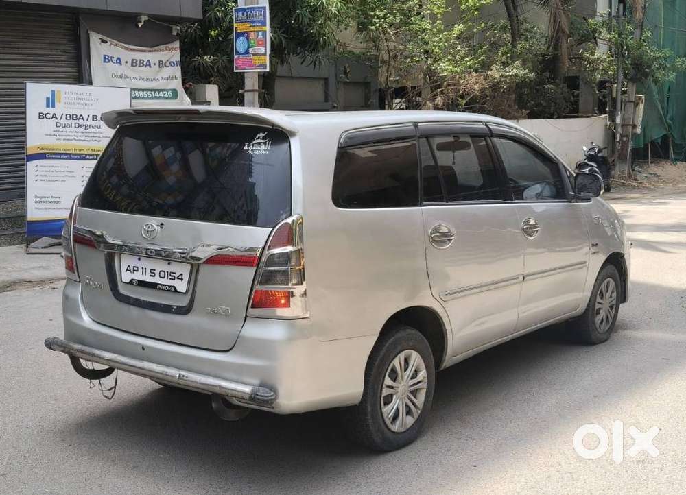 Toyota Innova 2.5 V 7 Str, 2006, Diesel