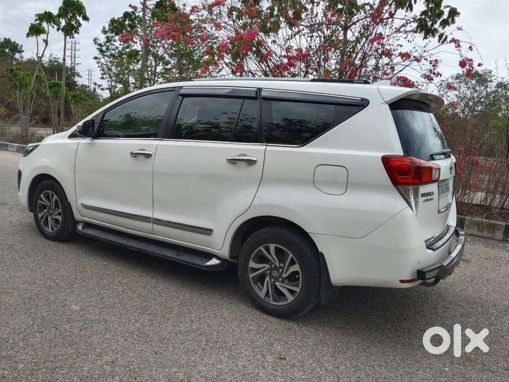 Toyota Innova Crysta G 8 Str, 2022, Diesel