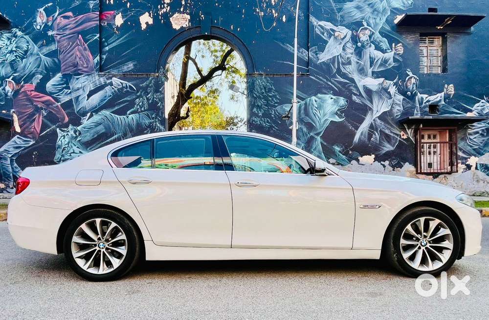 Bmw 5 Series 2.0 520i Luxury Line, 2016, Petrol