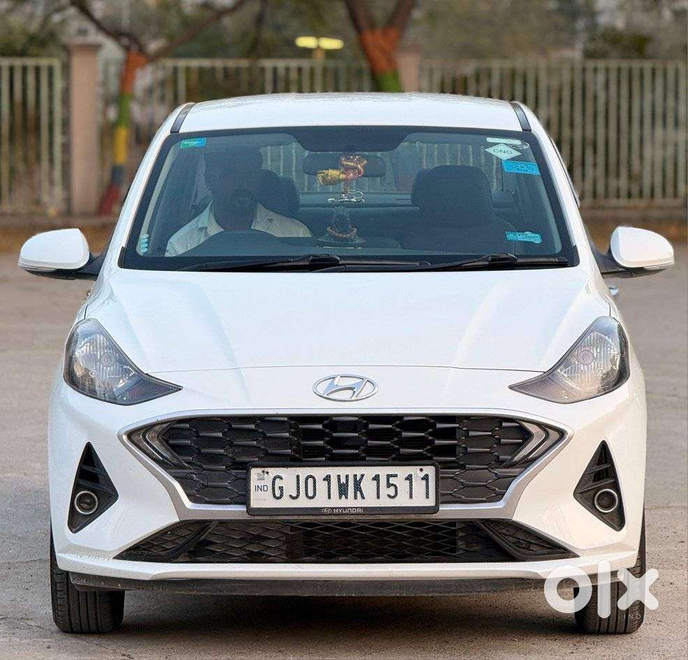 Hyundai Aura 1.2 Sx Cng, 2023, Cng & Hybrids