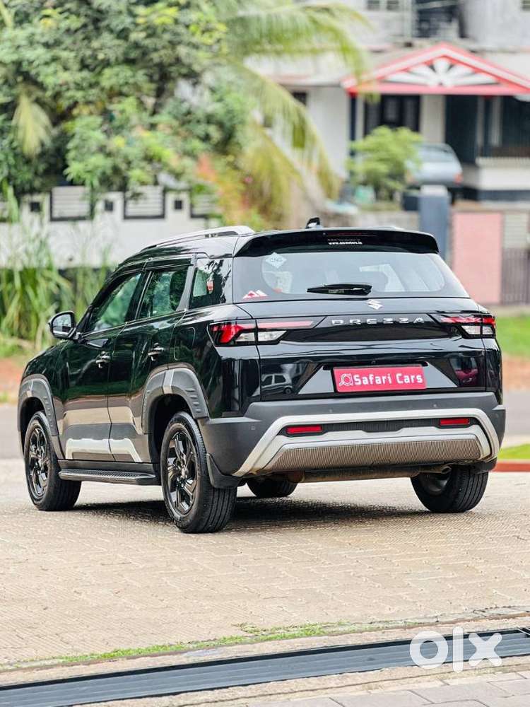 Maruti Suzuki Brezza 1.5 Zxi Cng, 2024, Petrol