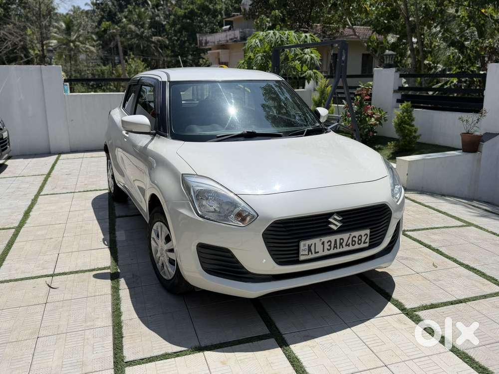 Maruti Suzuki Swift Vxi + Manual, 2020, Petrol