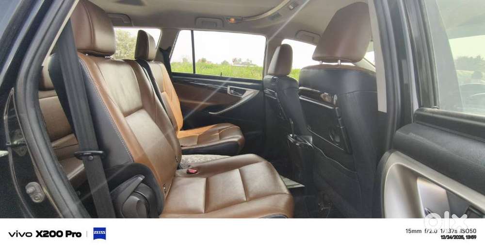 Toyota Innova Crysta 2.8z Automatic, 2018, Diesel
