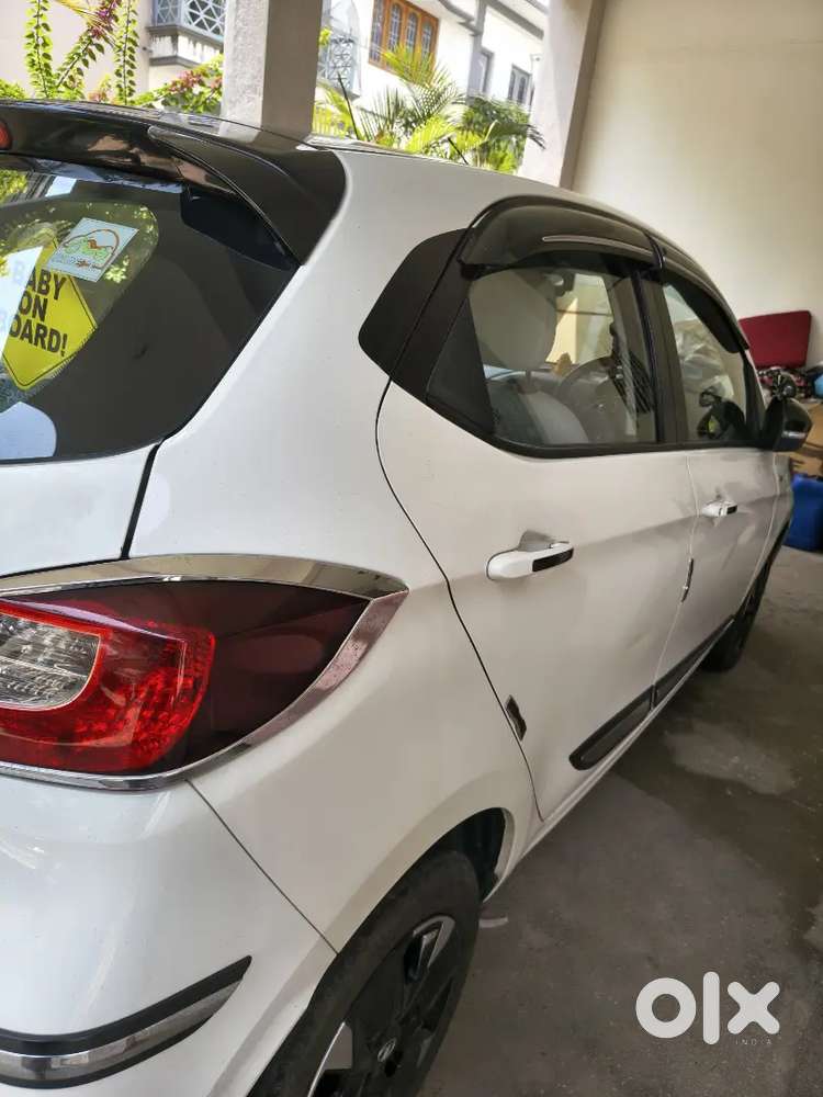 Tata Tiago Ev 2023 White 43000km Driven