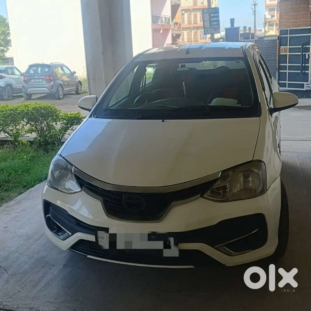 Toyota Etios Liva 2015