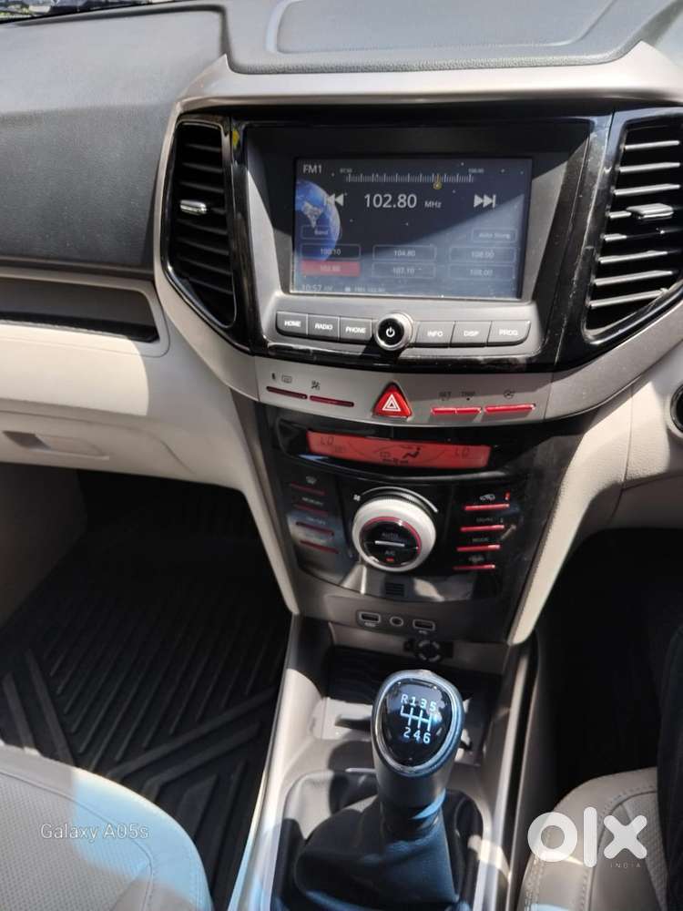 Mahindra Xuv300 W8 Diesel, 2023, Diesel