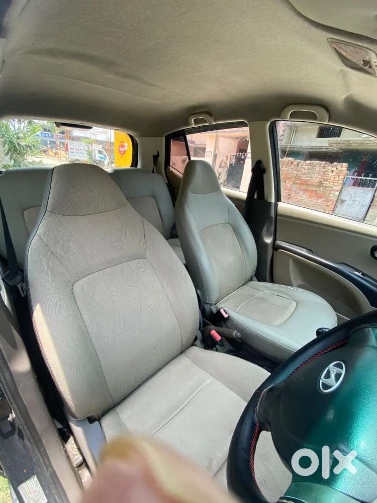 Hyundai I10 2011 Petrol 70000 Km Driven