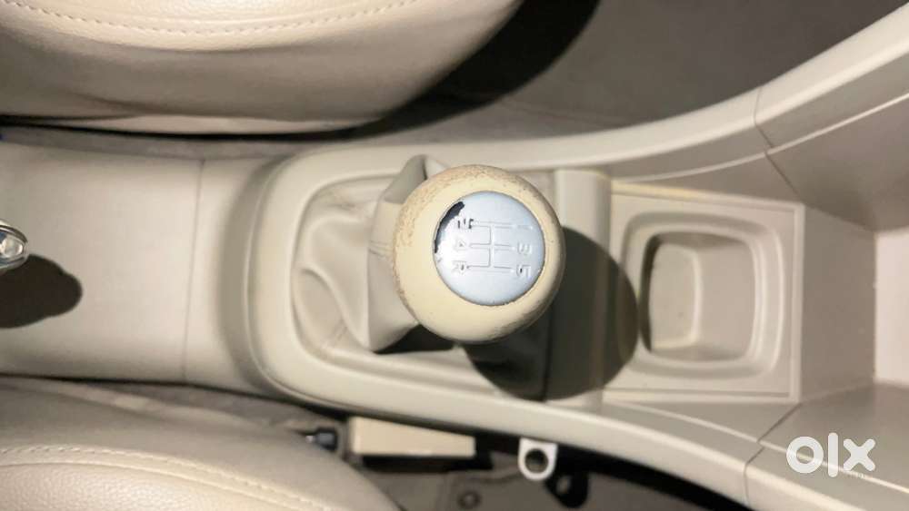 Maruti Suzuki Swift Dzire Vxi 1.2, 2015, Petrol