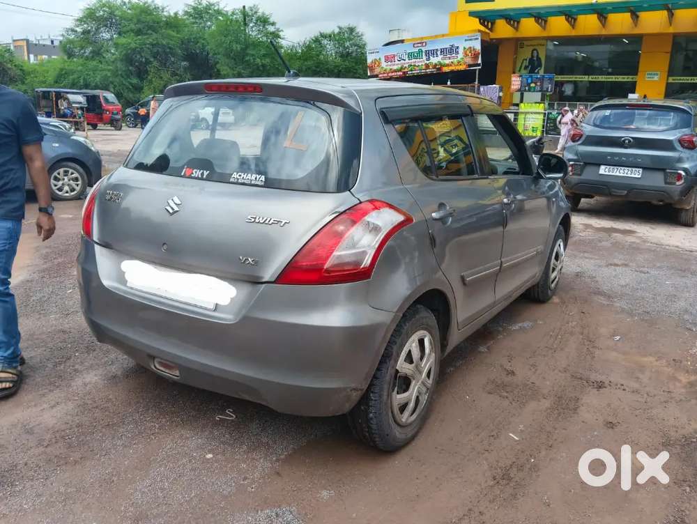 Maruti Suzuki Swift 2012 Petrol