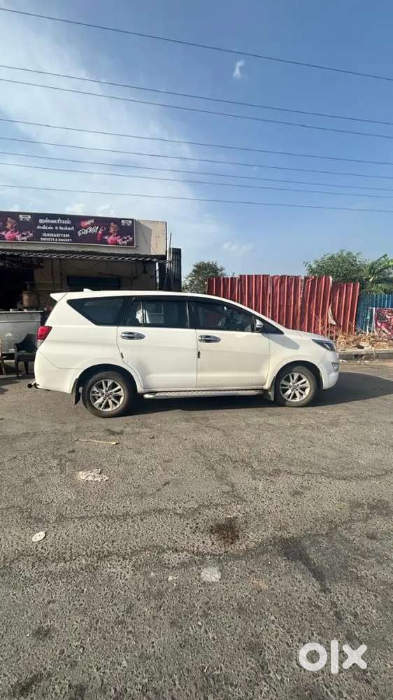 Toyota Innova Crysta 2016 2nd Owner
