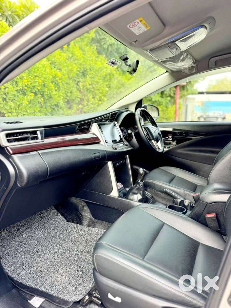 Toyota Innova Crysta 2.4 Z 7 Str, 2022, Diesel