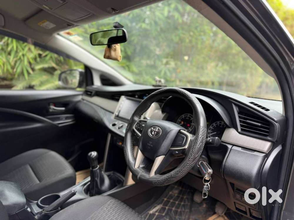 Toyota Innova Crysta [2020-ongoing] 2.4 Gx 7 Str, 2021, Diesel