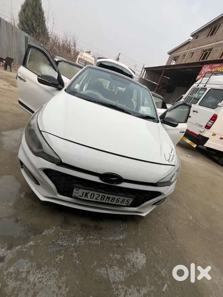 Hyundai Elite Sportz I20 2015 Diesel Well Maintained