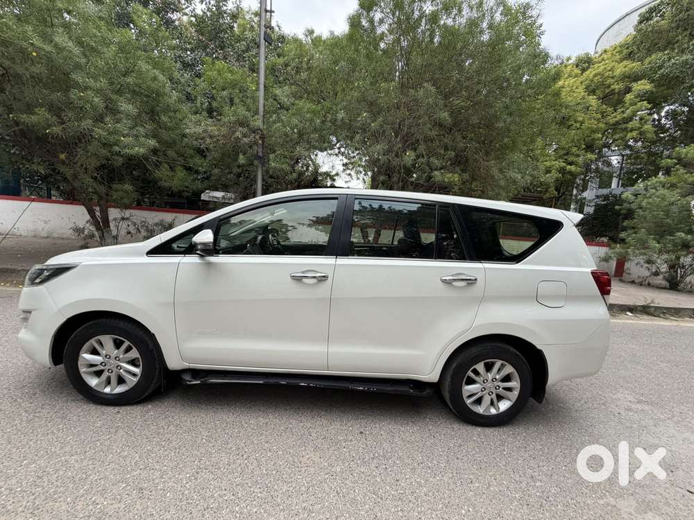 Toyota Innova Crysta 2.4 Vx Mt, 2020, Diesel