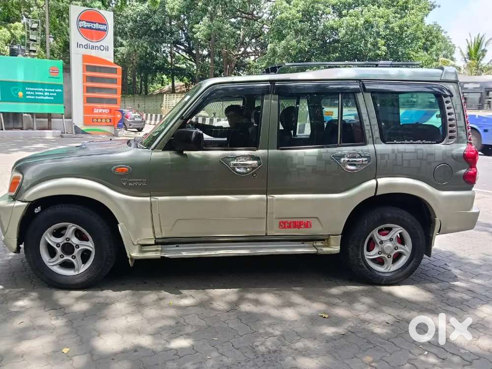 Mahindra Scorpio Classic 2010 Diesel 130000 Km Driven