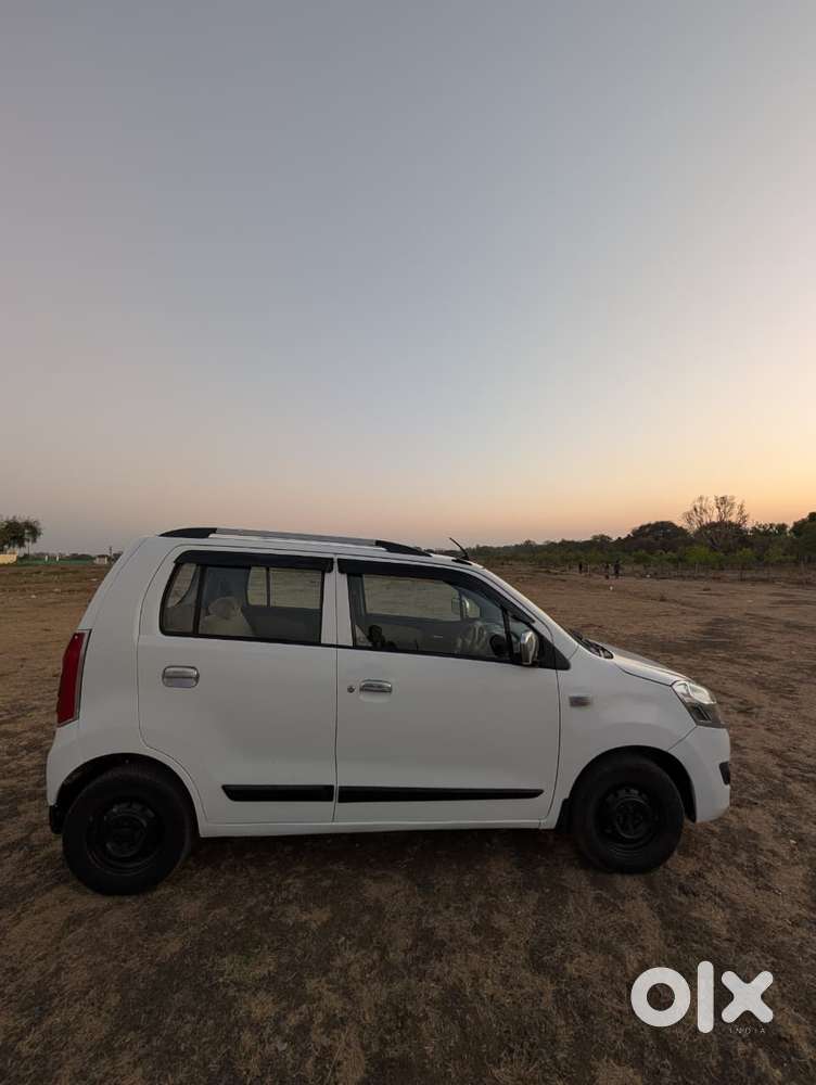 Maruti Suzuki Wagon R Cng Lxi Opt, 2017, Petrol