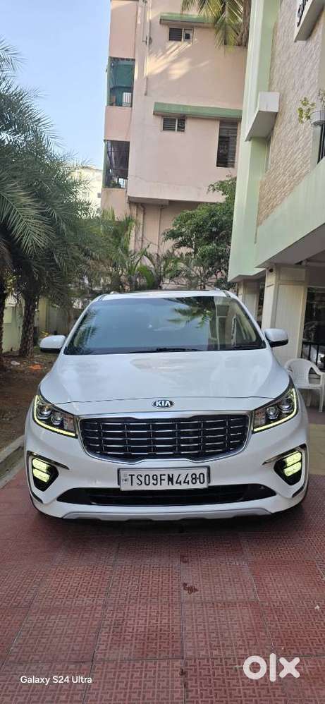 Kia Carnival Prestige 9 Str, 2020, Diesel
