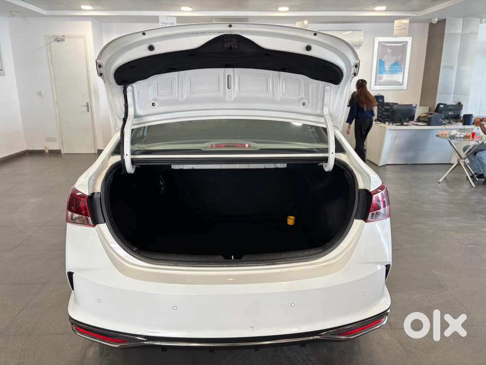 Hyundai Verna 1.5 Sx (o) Ivt, 2021, Petrol