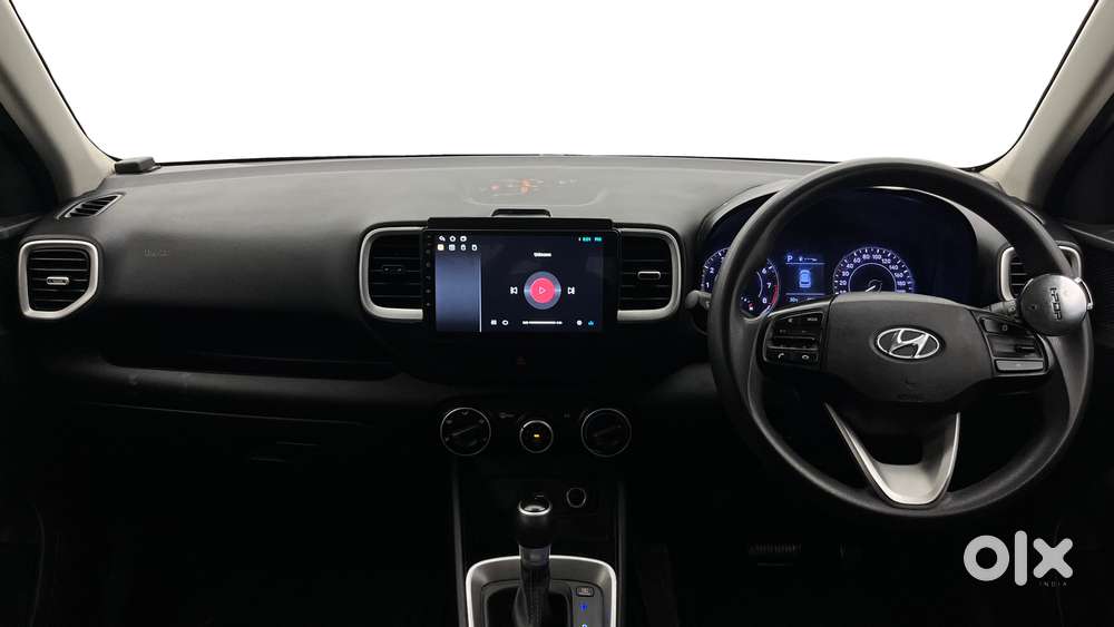 Hyundai Venue S Turbo Dct, 2020, Petrol