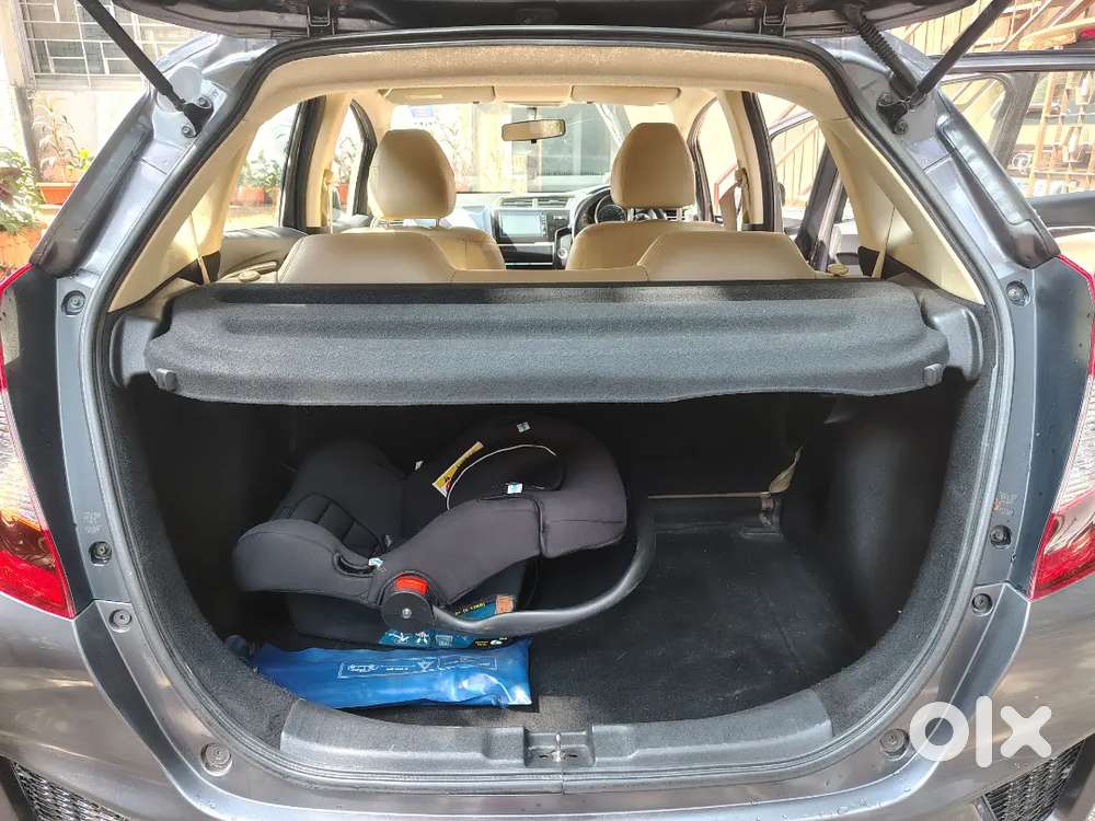 Honda Jazz Automatic Top End 2018 Petrol 33000 Km Driven