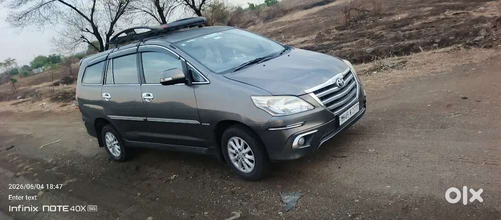Toyota Innova 2012 Diesel Well Maintained