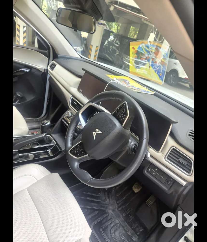 Mahindra Xuv700 Ax7 Diesel Manual 7 Seater  June 2023  33800 Km Only