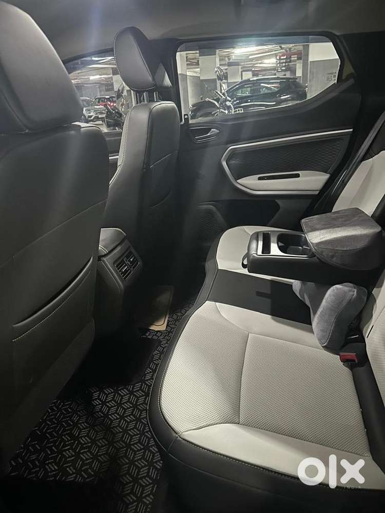 Renault Kiger 2025 Petrol 2300 Km Driven