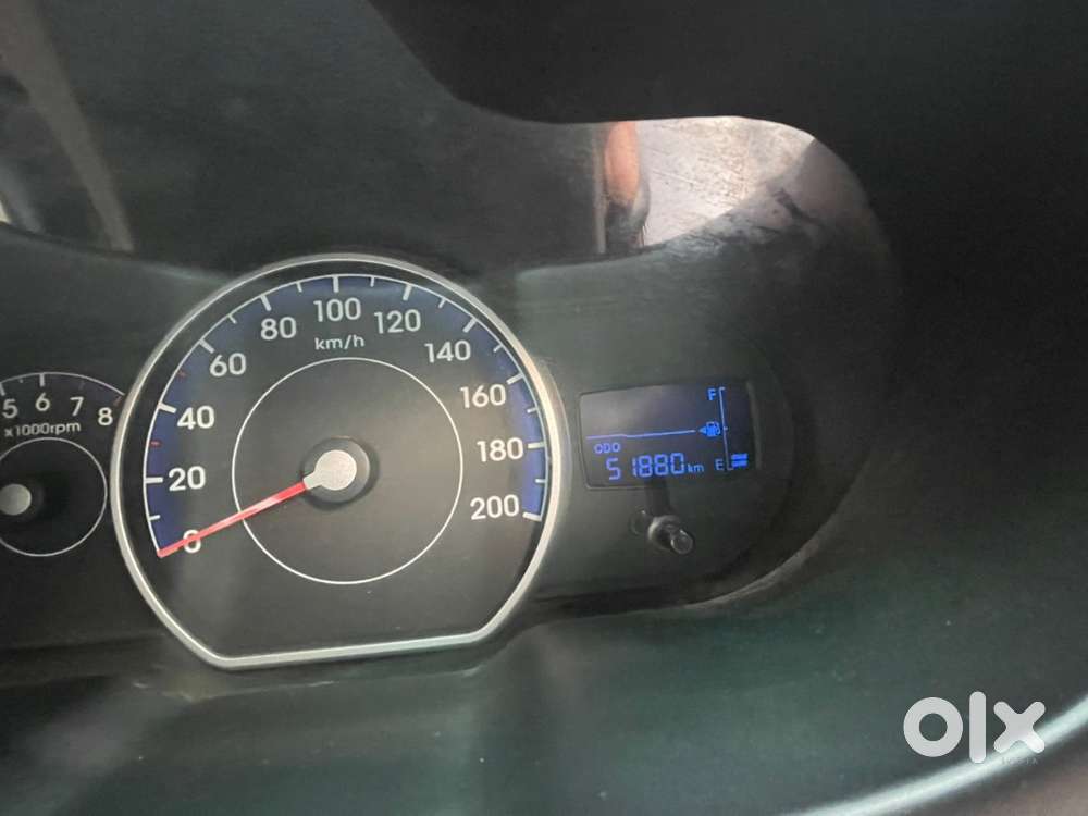 Hyundai Grand I10 2011 Petrol Car