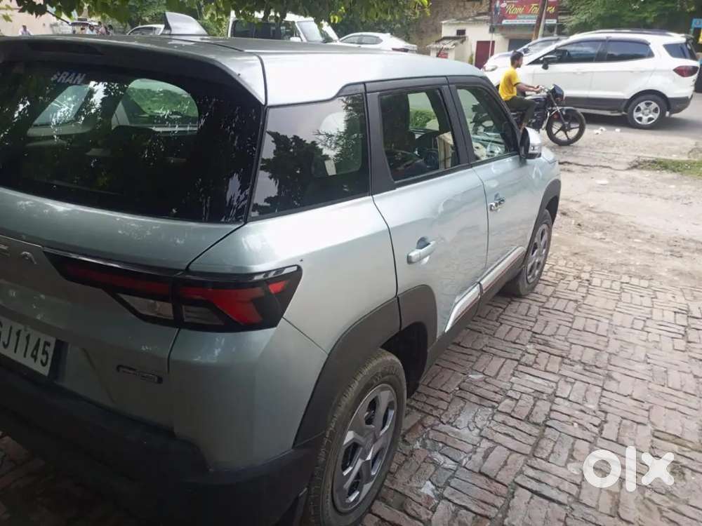 Maruti Suzuki Brezza 2022 Hybrid Second Owner