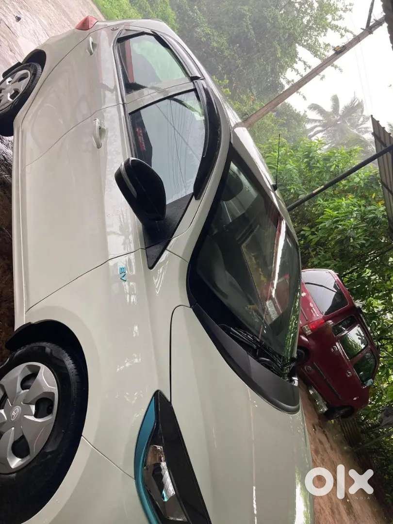 Tata Tiago EV XT LR (Long Range), 2025 model with 9000 kms done Cars